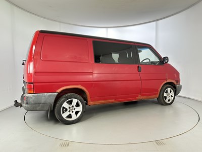 Lot 14 - 2000 Volkswagen Transporter 800 Special