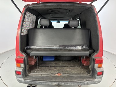 Lot 14 - 2000 Volkswagen Transporter 800 Special