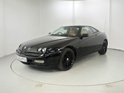 Lot 18 - 1999 Alfa Romeo GTV Lusso