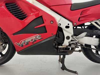 Lot 27 - 1997 Honda VFR 750