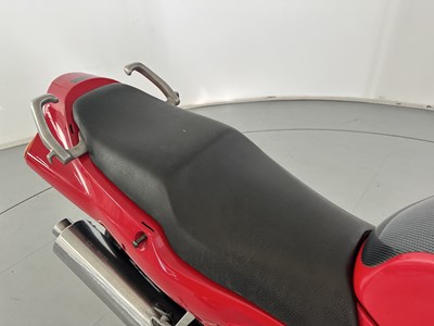 Lot 27 - 1997 Honda VFR 750