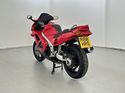 Lot 27 - 1997 Honda VFR 750