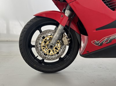 Lot 27 - 1997 Honda VFR 750