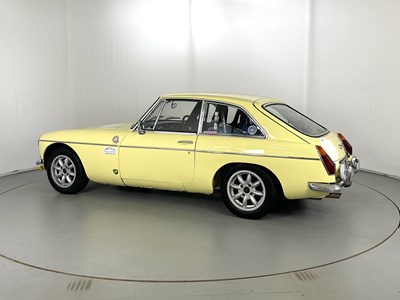 Lot 118 - 1969 MG BGT