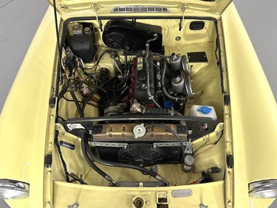 Lot 39 - 1969 MG BGT