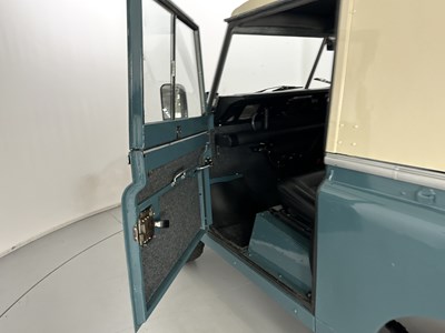 Lot 68 - 1973 Land Rover Series III