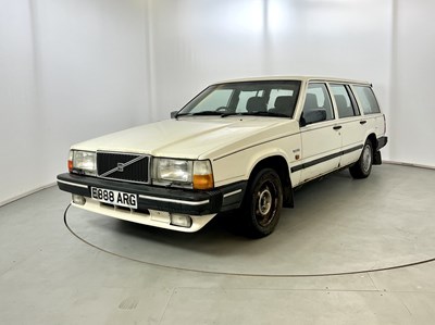 Lot 1 - 1987 Volvo 740