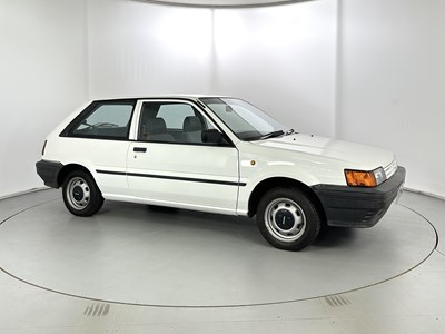 Lot 25 - 1987 Nissan Sunny