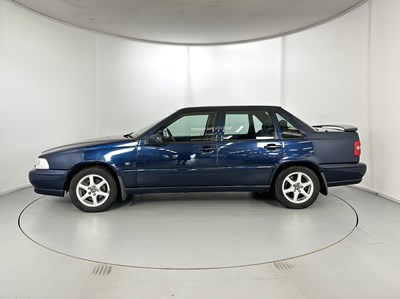 Lot 156 - 1999 Volvo S70