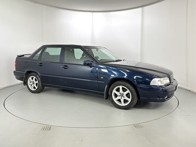 Lot 156 - 1999 Volvo S70