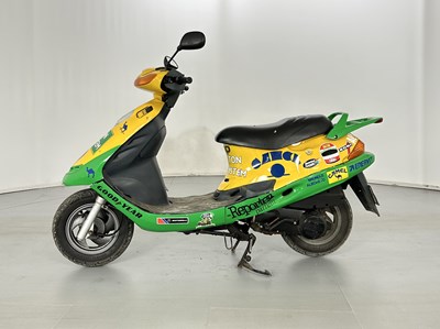 Lot 62 - Hongqi 50cc Scooter "Benetton"