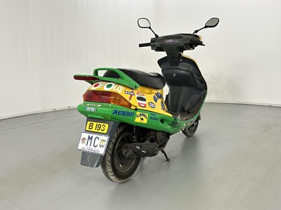 Lot 62 - Hongqi 50cc Scooter "Benetton"