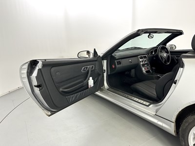 Lot 122 - 2001 Mercedes-Benz SLK 200