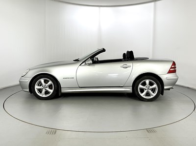 Lot 122 - 2001 Mercedes-Benz SLK 200