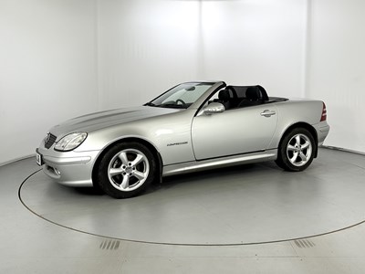 Lot 122 - 2001 Mercedes-Benz SLK 200