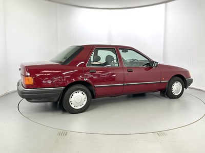 Lot 34 - 1989 Ford Sierra Sapphire 2.3D L