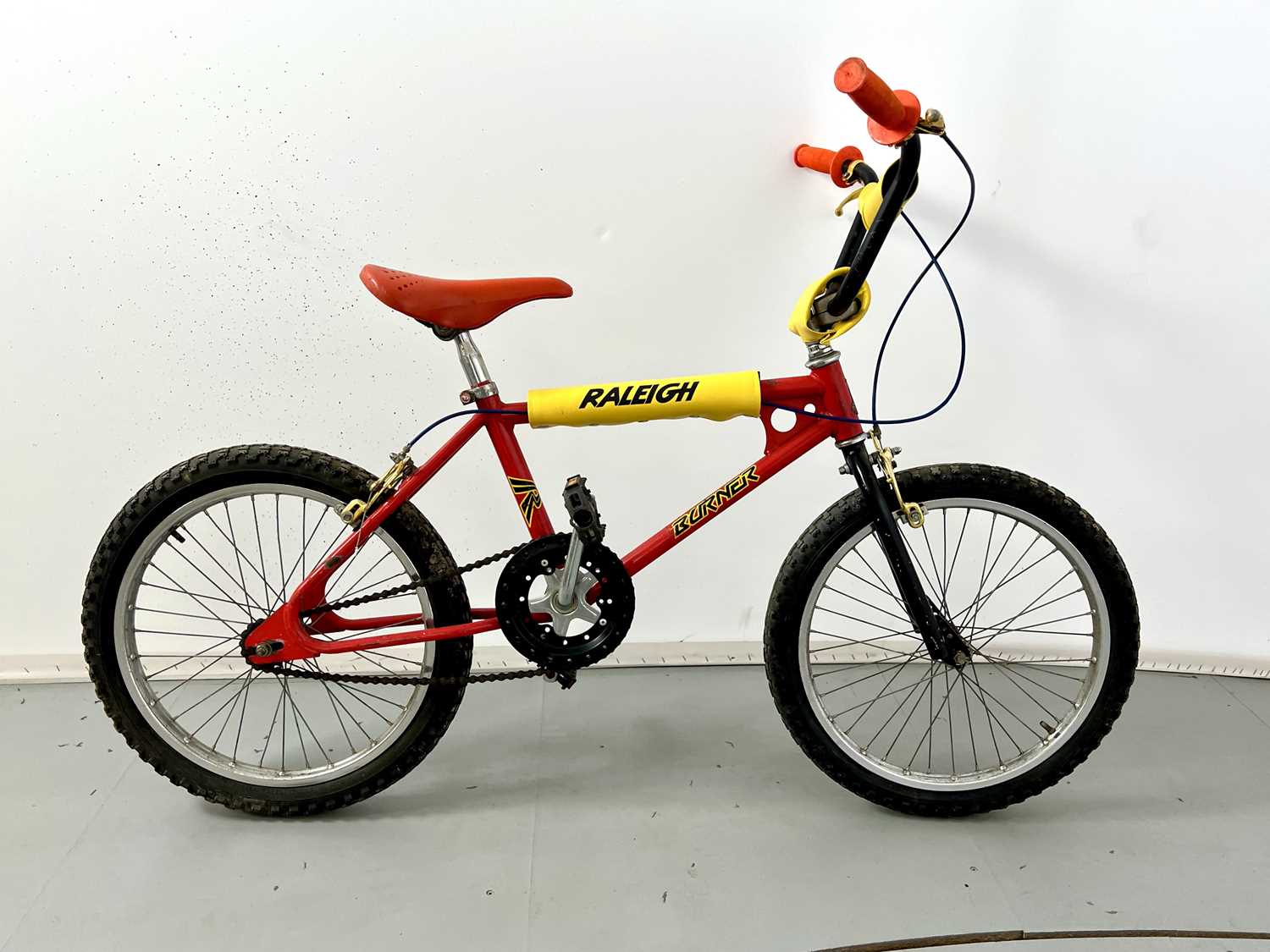 Red Raleigh Burner Lot 76 - Raleigh Burner