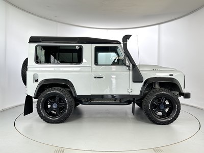 Lot 113 - 2001 Land Rover Defender 90