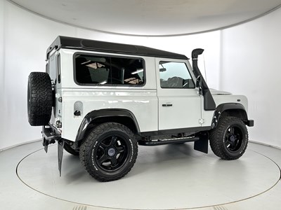 Lot 113 - 2001 Land Rover Defender 90