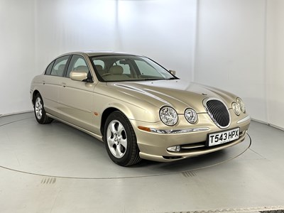 Lot 55 - 1999 Jaguar S-Type