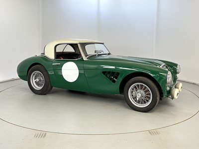 Lot 101 - 1957 Austin Healey 100-6