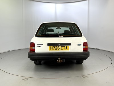 Lot 72 - 1990 Ford Sierra LX