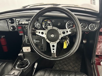 Lot 40 - 1970 MG BGT V8