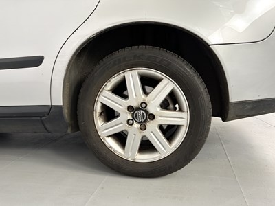 Lot 121 - 2005 Volvo S40