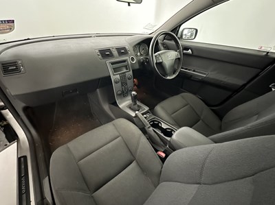Lot 121 - 2005 Volvo S40