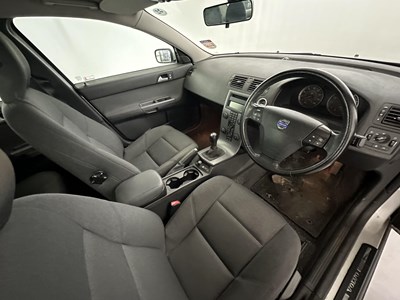 Lot 121 - 2005 Volvo S40