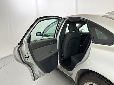 Lot 121 - 2005 Volvo S40