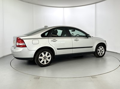 Lot 121 - 2005 Volvo S40