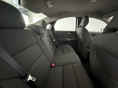 Lot 121 - 2005 Volvo S40