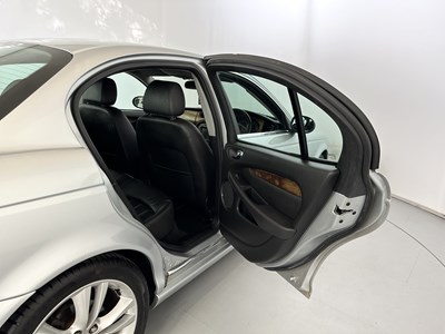 Lot 116 - 2007 Jaguar X-Type Sovereign