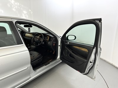Lot 116 - 2007 Jaguar X-Type Sovereign