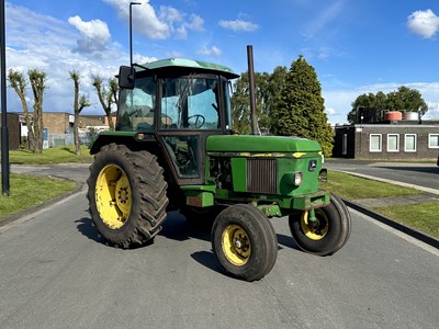 Lot 109 - 1986 John Deere 2140