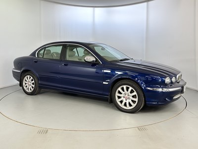 Lot 73 - 2002 Jaguar X-Type