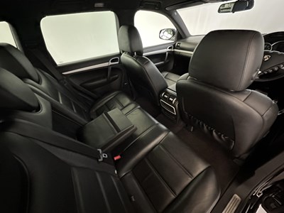 Lot 75 - 2007 Porsche Cayenne S