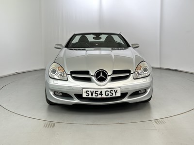 Lot 39 - 2004 Mercedes-Benz SLK350