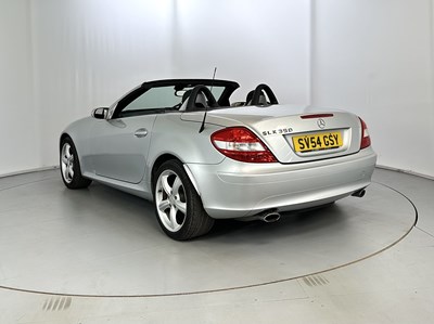 Lot 39 - 2004 Mercedes-Benz SLK350