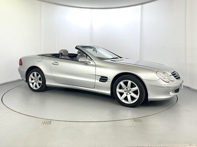 Lot 56 - 2003 Mercedes-Benz SL350