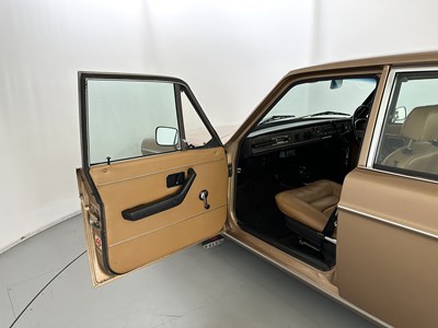 Lot 67 - 1970 Volvo 164