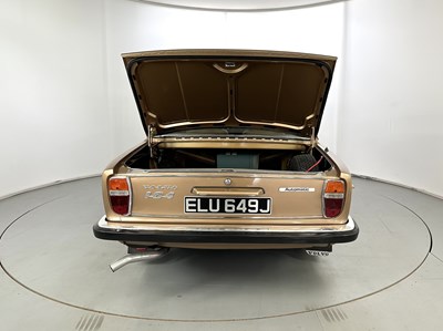 Lot 67 - 1970 Volvo 164