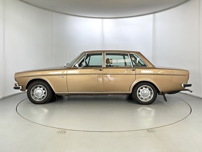 Lot 67 - 1970 Volvo 164