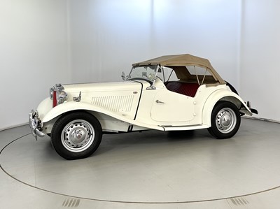 Lot 98 - 1952 MG TD