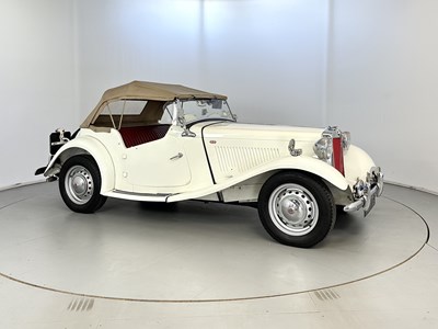 Lot 98 - 1952 MG TD