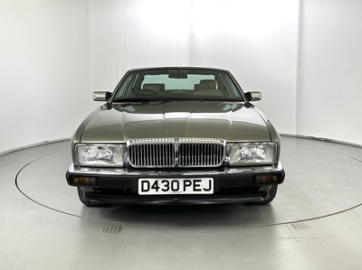 Lot 87 - 1987 Daimler 3.6