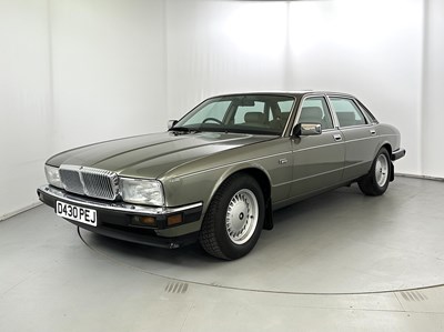 Lot 87 - 1987 Daimler 3.6