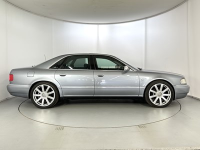 Lot 96 - 2002 Audi S8 Final Edition