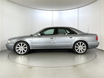 Lot 96 - 2002 Audi S8 Final Edition